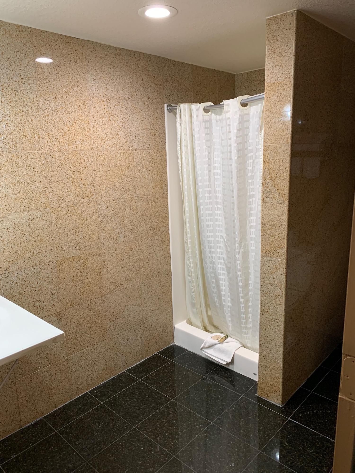 Express Inn & Suites Ontario Airport Εξωτερικό φωτογραφία