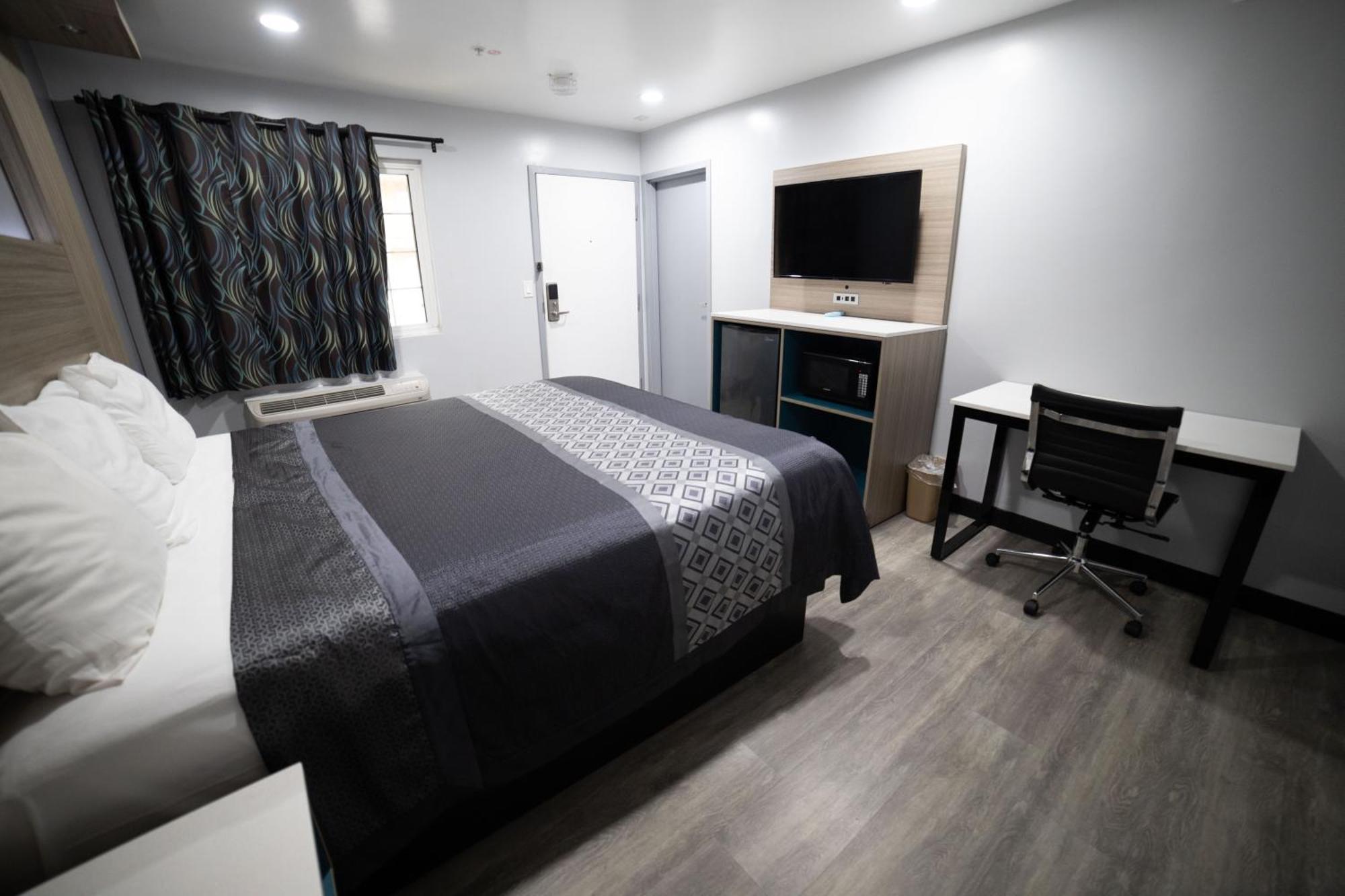 Express Inn & Suites Ontario Airport Εξωτερικό φωτογραφία