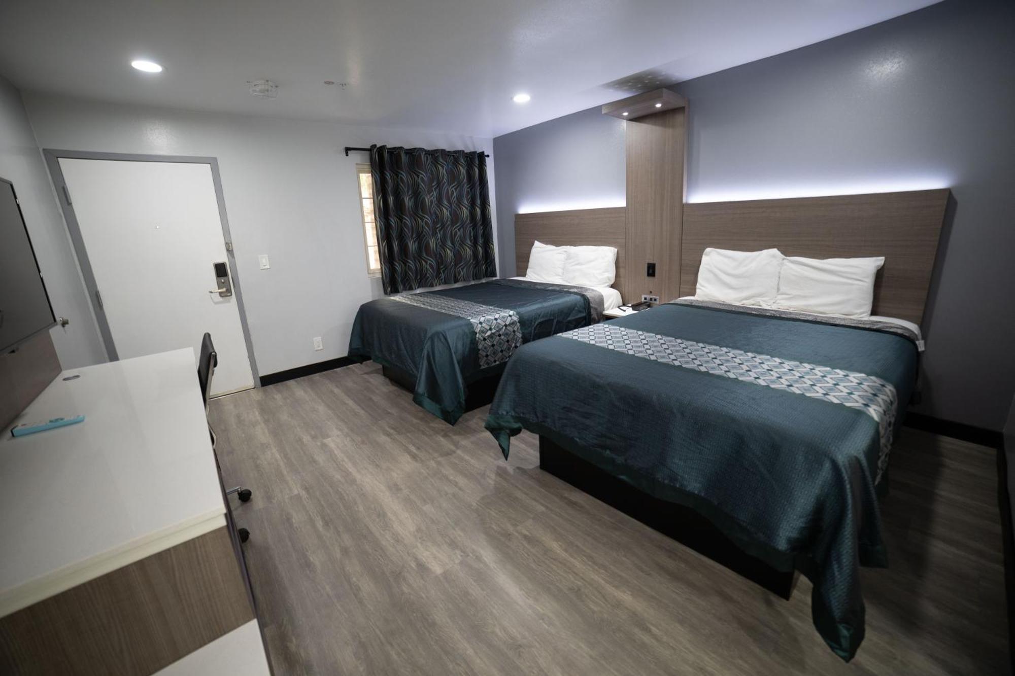 Express Inn & Suites Ontario Airport Εξωτερικό φωτογραφία
